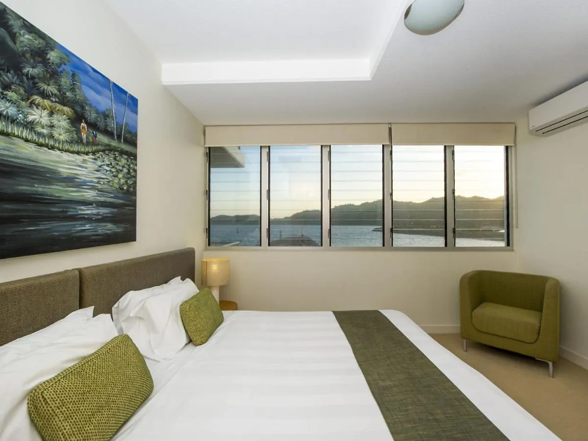 1 Bright Point Apartment 4201 Nelly Bay