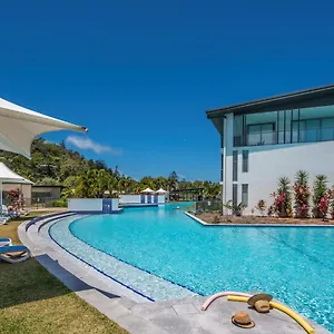  Apartment Absolute Waterfront Magnetic Island